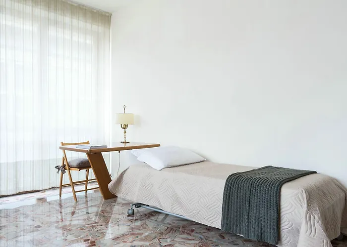 Piazza Cavour View - Bymyhomeincomo