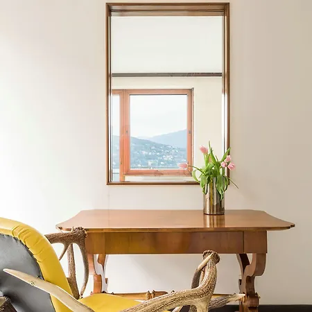 Διαμέρισμα Piazza Cavour View - Bymyhomeincomo *