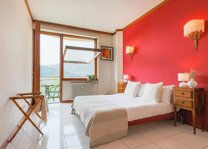 Apartmán Piazza Cavour View - Bymyhomeincomo *