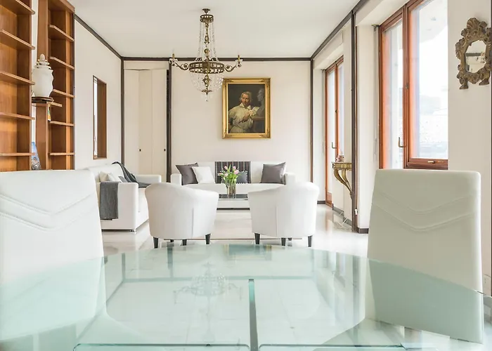 Piazza Cavour View - Bymyhomeincomo * Como