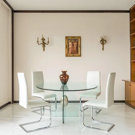 Apartament Piazza Cavour View - Bymyhomeincomo