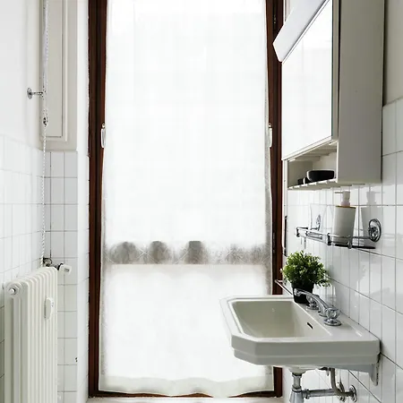 Piazza Cavour View - Bymyhomeincomo Apartment *