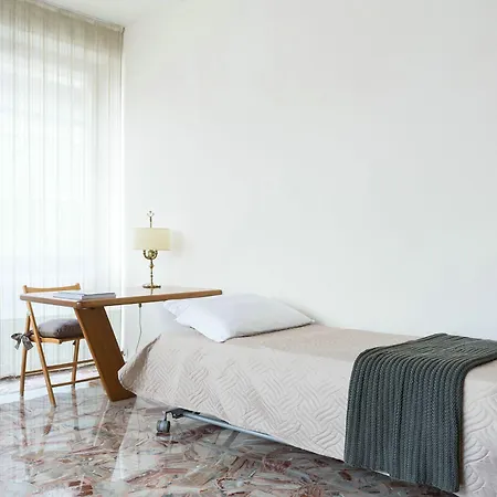 Piazza Cavour View - Bymyhomeincomo